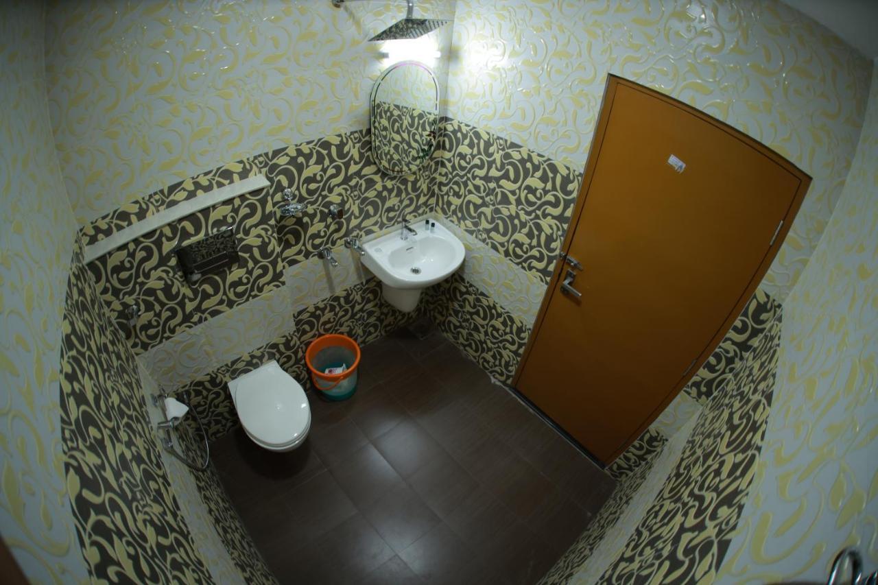 Malavikas Black Beach Resort Varkala Zewnętrze zdjęcie
