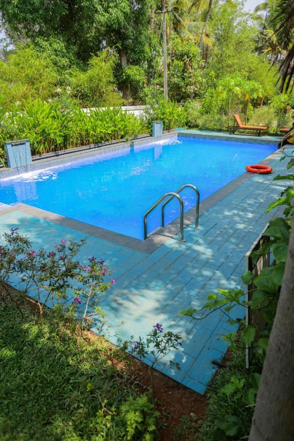 Malavikas Black Beach Resort Varkala Zewnętrze zdjęcie